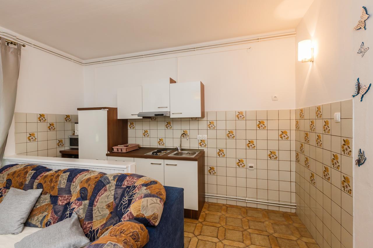 Apartman Mila Kaštela Eksteriør bilde