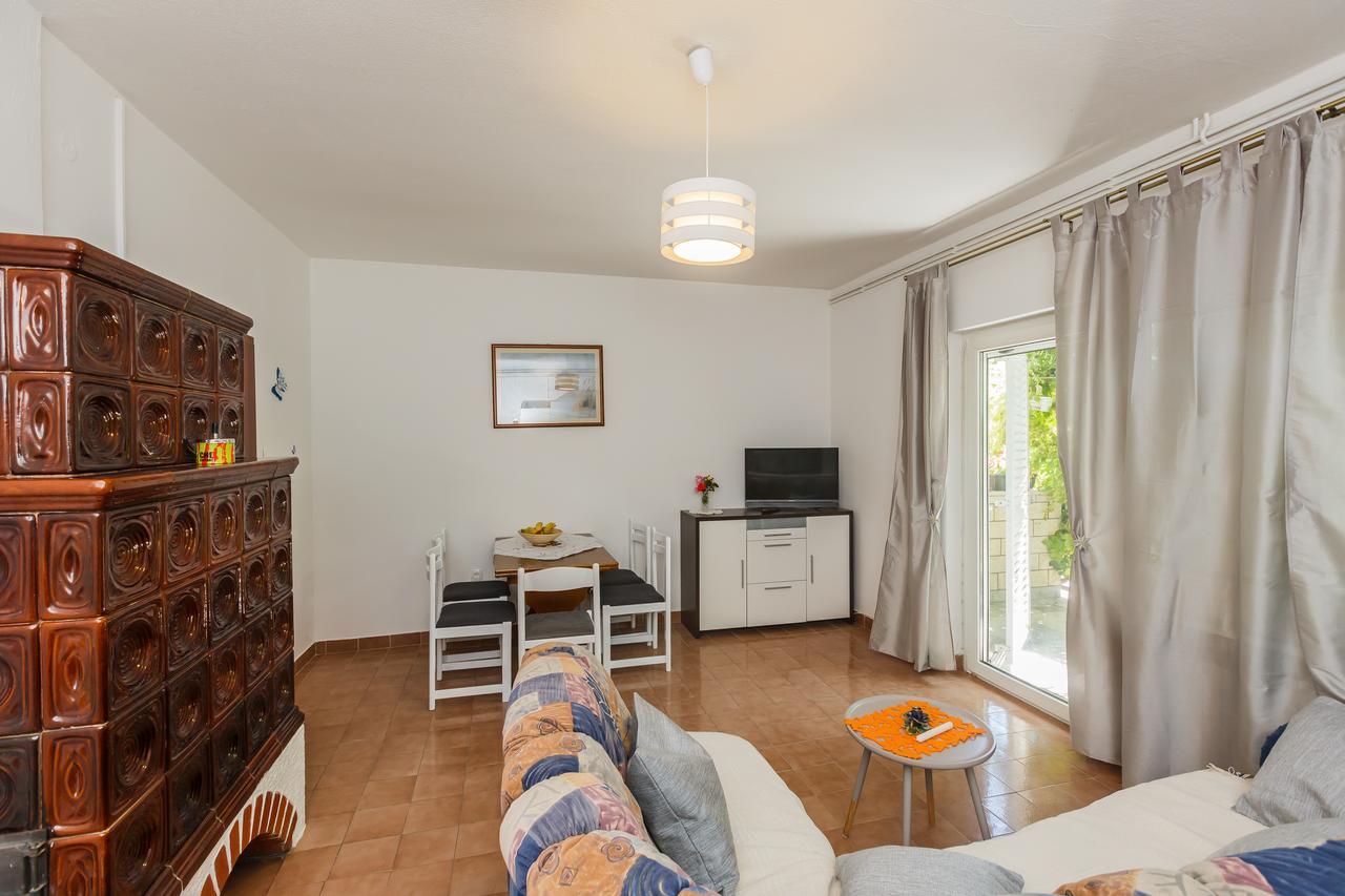 Apartman Mila Kaštela Eksteriør bilde