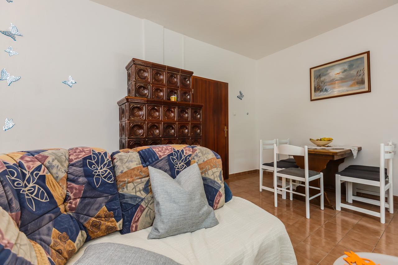 Apartman Mila Kaštela Eksteriør bilde